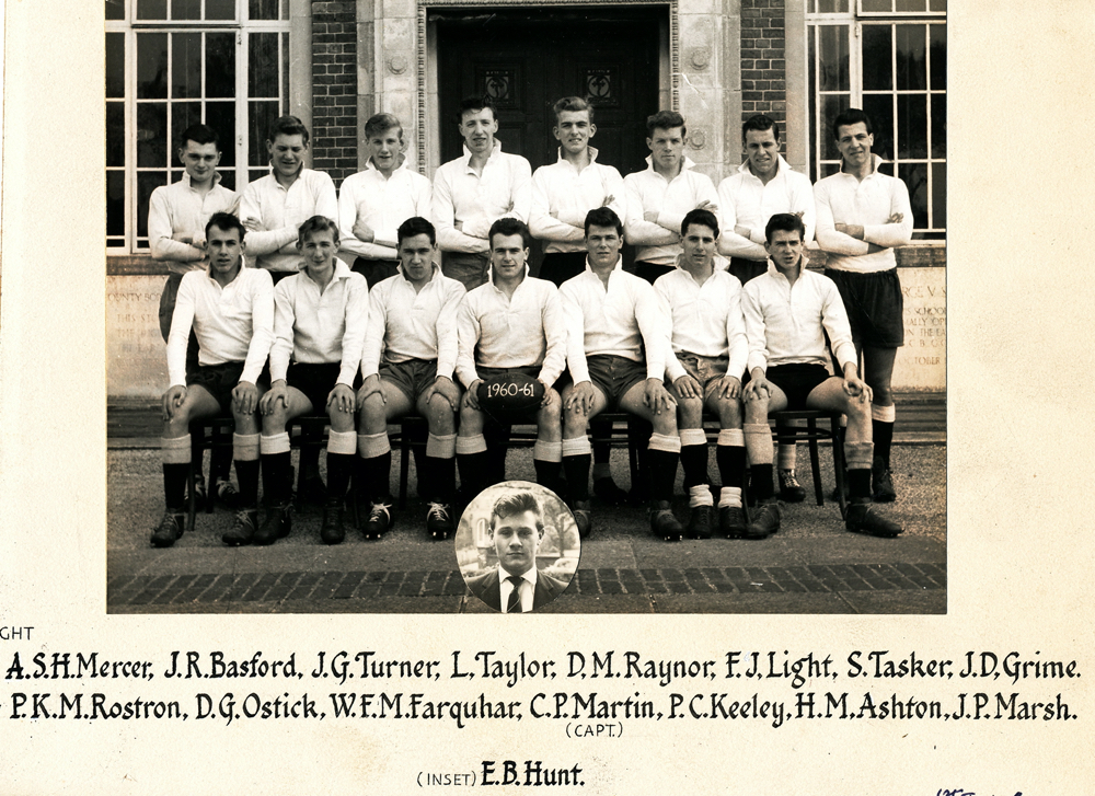 1st XV 1960--1961.jpg